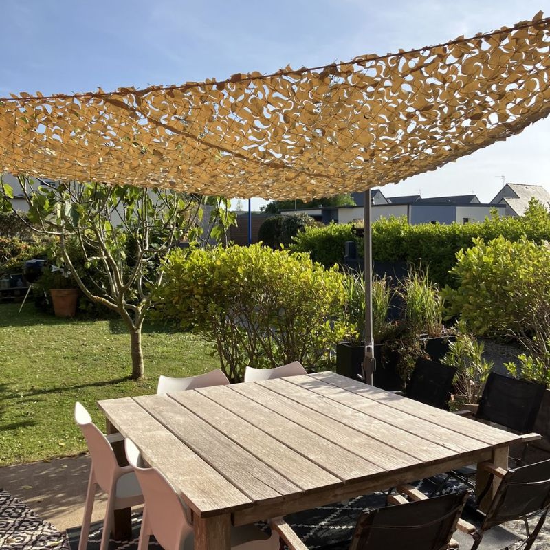 Voile d'ombrage camouflage triangulaire sable